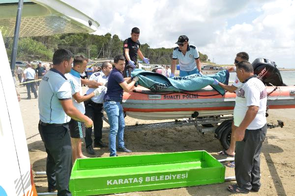 Karataş’ta Kaybolan Gencin Cesedi Bulundu