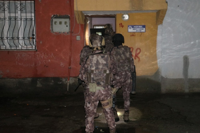 Adana’da Şafak Vakti Pkk/kck Operasyonu: 16 Gözaltı