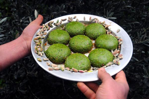 Fıstık Bombası’ Tatlısı İlgi Görüyor