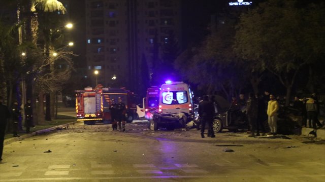 Adana’da Trafik Kazası: 2 Ölü, 3 Yaralı