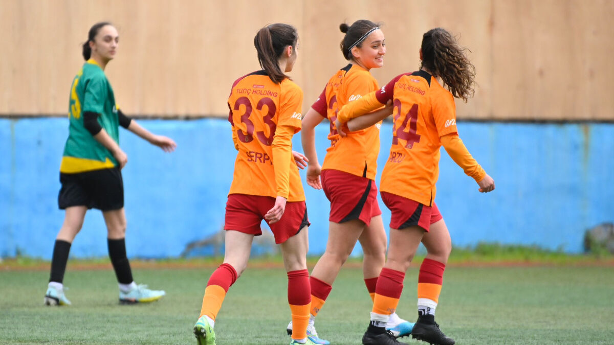 Galatasaray Kadın Futbol Takımı, Kireçburnu’na fark attı