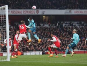 Şampiyonluk bağıra bağıra gidiyor! Arsenal alanında kabusu yaşadı