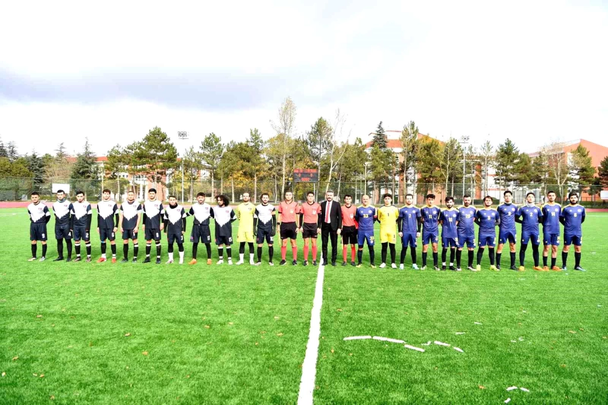 Anadolu Üniversitesi Öğrenci Futbol Turnuvası Başladı