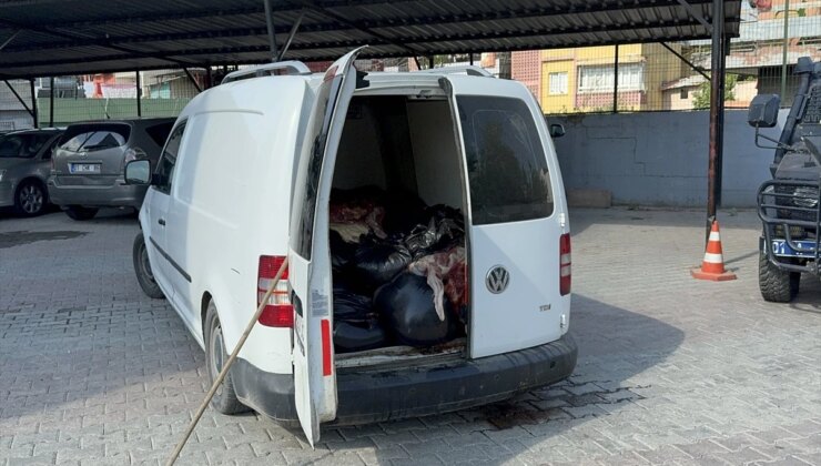Adana’da 1,5 Ton Tek Tırnaklı Hayvan Eti Ele Geçirildi