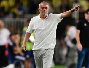 Fenerbahçe-Adana Demirspor maçının birinci 11’leri belirli oldu