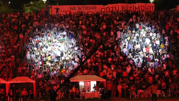Rektöre sırtlarını dönüp elektrikleri kestiler! ODTÜ’de mezuniyet merasimine damga vuran protesto