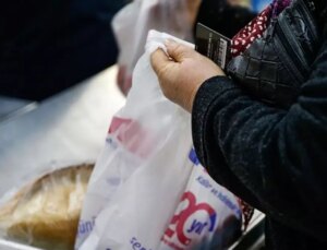 5 yıldır değişmeyen plastik poşetlerin fiyatı değişecek
