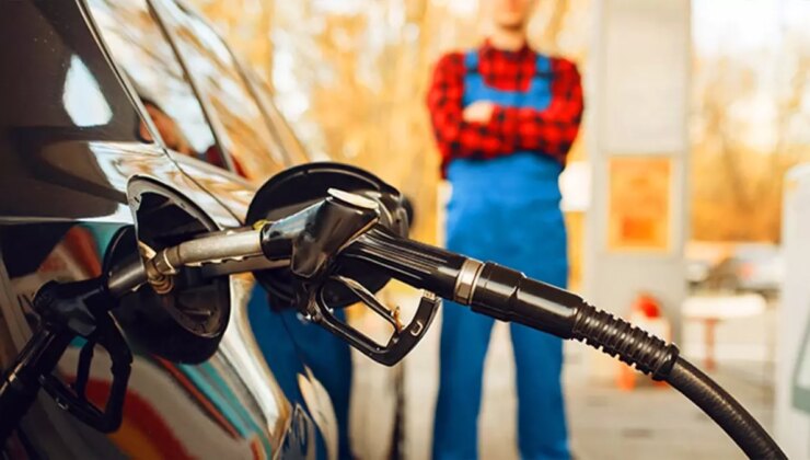 Akaryakıt bugünden itibaren geçerli olacak biçimde indirim yapıldı